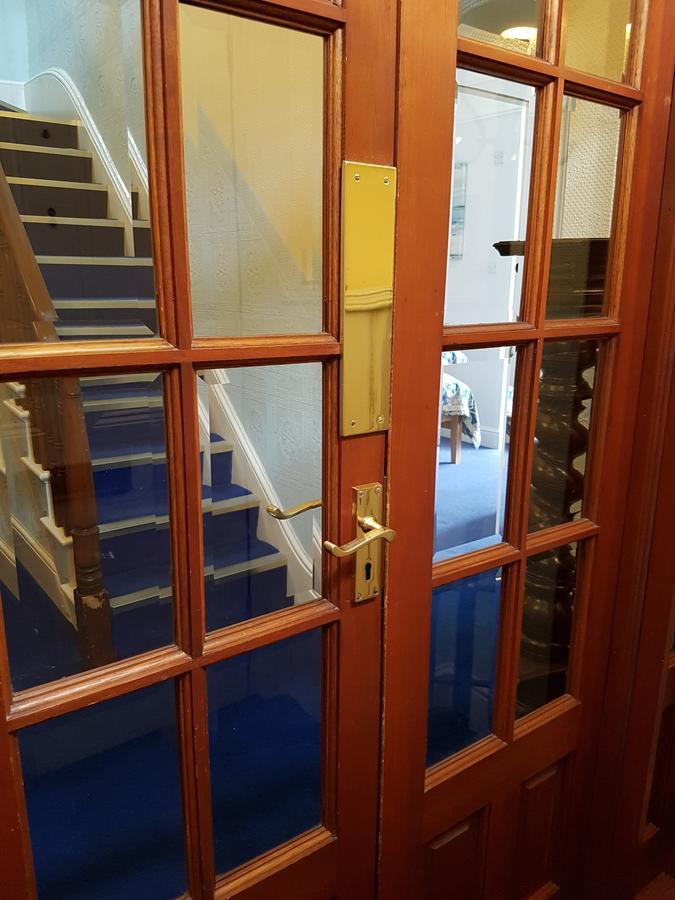 Alexandra Lodge Guest House チェスター エクステリア 写真